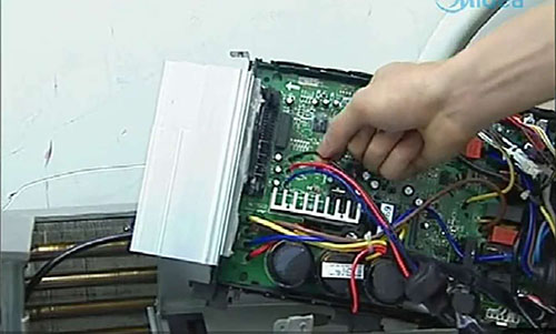 稻城美的空调电话是多少